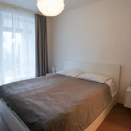 Holesovice Delight: Modern Comfort With A Twist In 7 *