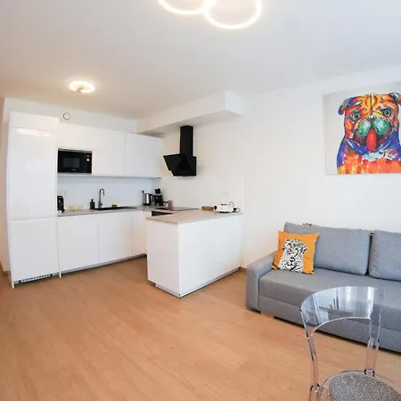 Apartment Holesovice Delight: Modern Comfort With A Twist In 7 Prague