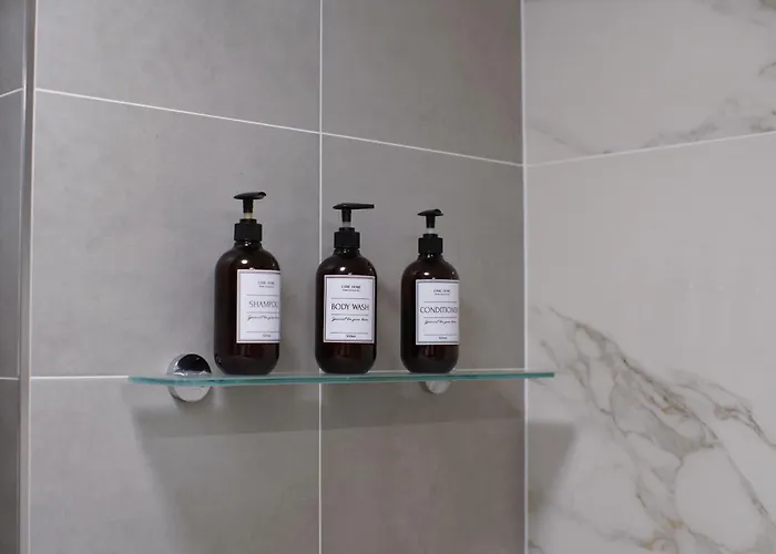 Holesovice Delight: Modern Comfort With A Twist In 7 *