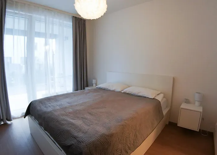 Holesovice Delight: Modern Comfort With A Twist In 7 *